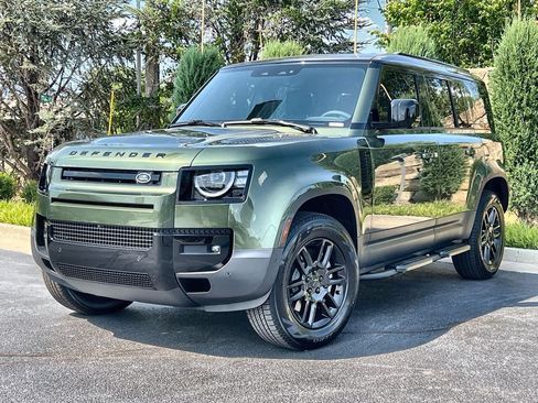 Used 2026 Land Rover Defender 110 S AWD/4WD image 1