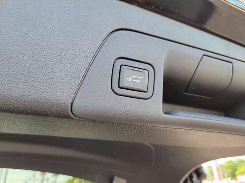 Used 2023 Buick Envision Essence AWD/4WD image 24