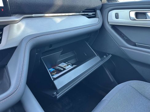 New 2026 Ford Explorer Active image 17