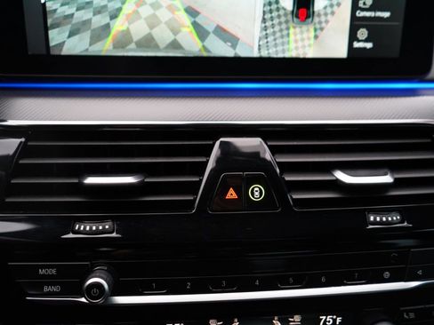 Used 2021 BMW M5 w/ Competition Package image 48