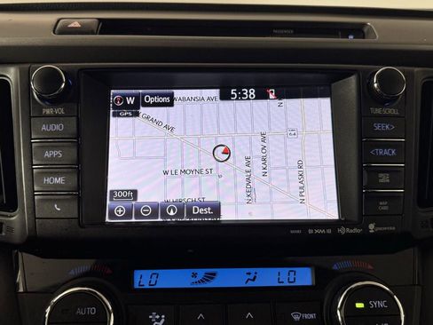 Used 2016 Toyota RAV4 Limited AWD/4WD image 28