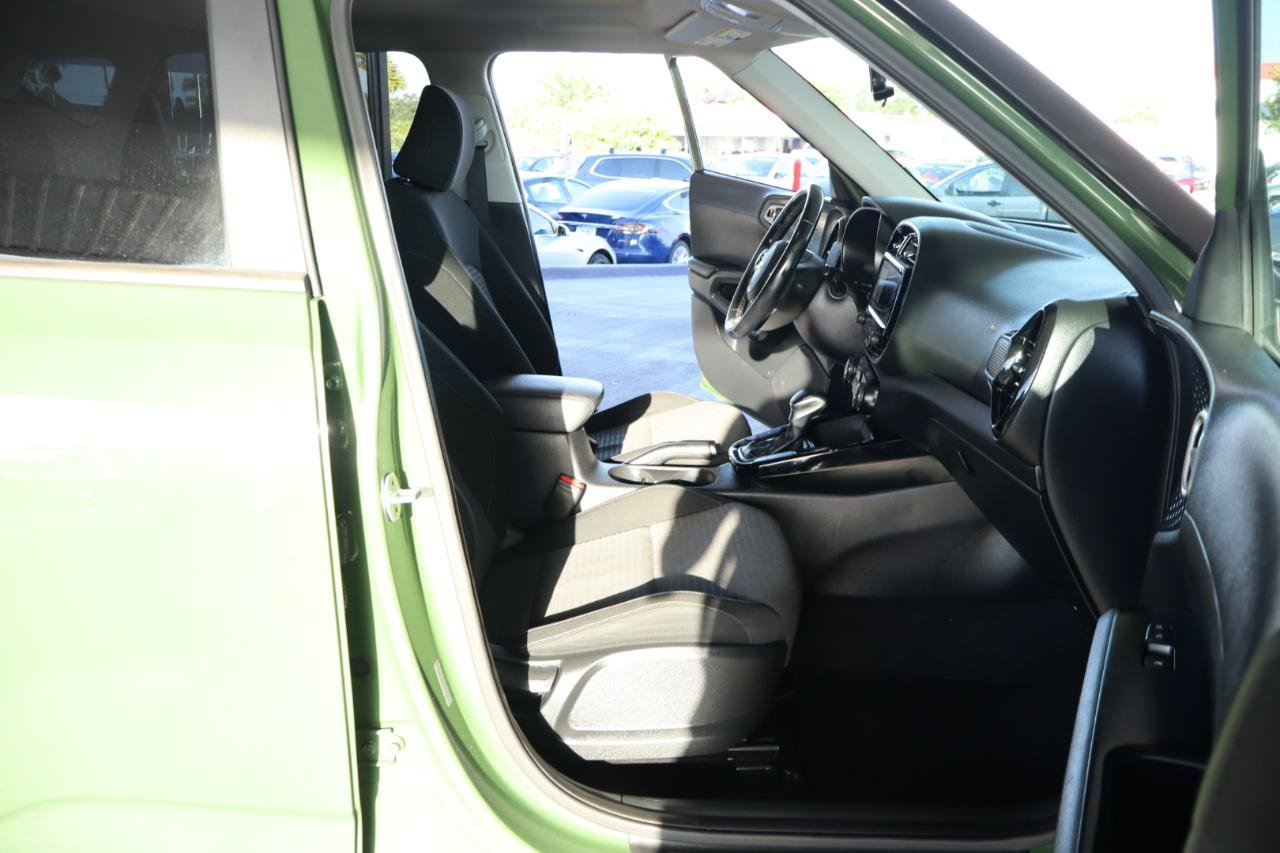 Used 2021 Kia Soul EX FWD image 38