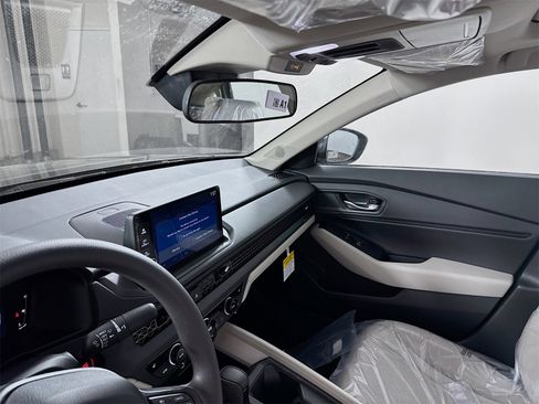 New 2026 Honda Accord SE image 5