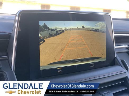 Used 2024 Chevrolet Suburban RST RWD image 12
