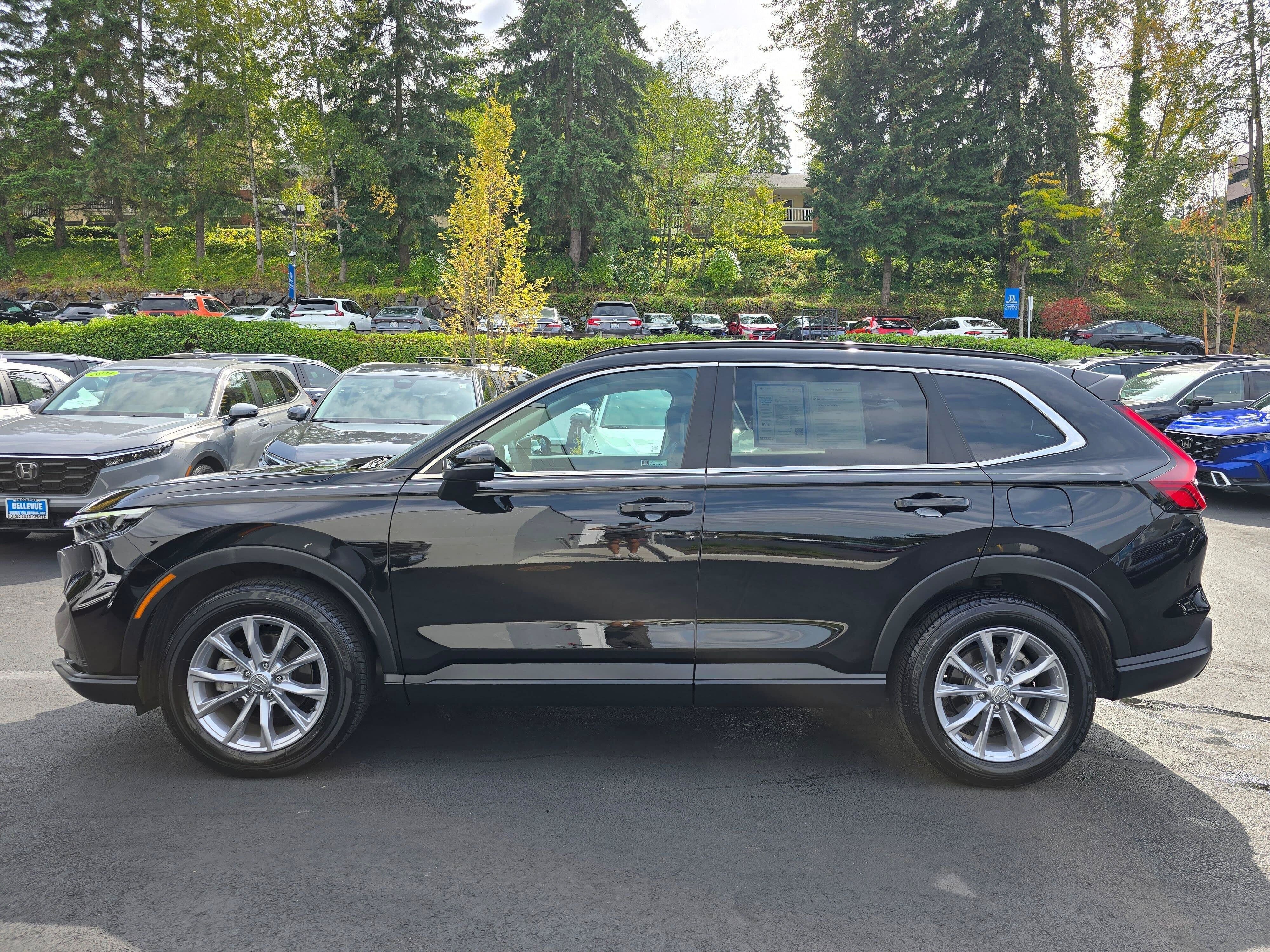 Used 2023 Honda CR-V EX-L image 8