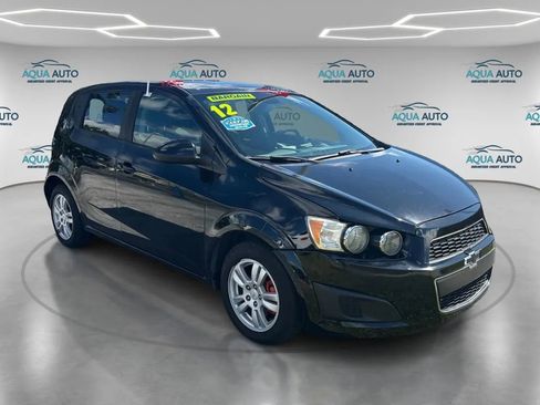 Used 2012 Chevrolet Sonic LS image 3