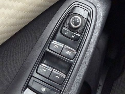 Used 2019 Subaru Ascent Premium AWD/4WD image 16