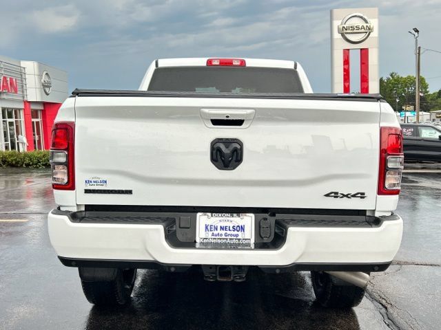 Used 2022 RAM 2500 Big Horn w/ Night Edition AWD/4WD image 8