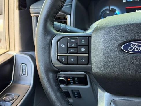 Used 2025 Ford F150 Lightning Flash AWD/4WD image 27
