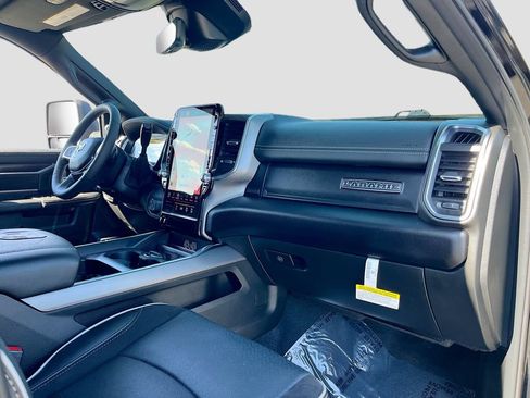 Used 2025 RAM 2500 Laramie image 29