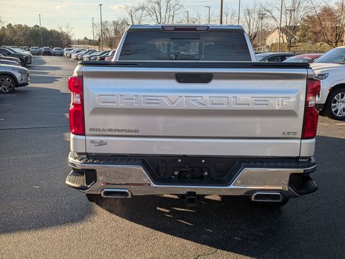 Used 2020 Chevrolet Silverado 1500 LTZ w/ LTZ Plus Package image 8