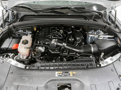 Certified 2025 Jeep Grand Cherokee L Laredo AWD/4WD image 4