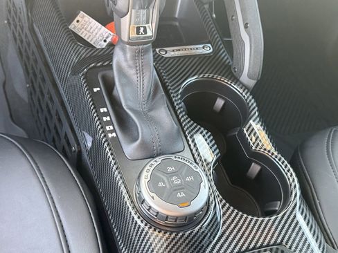 Used 2024 Ford Bronco Outer Banks image 26