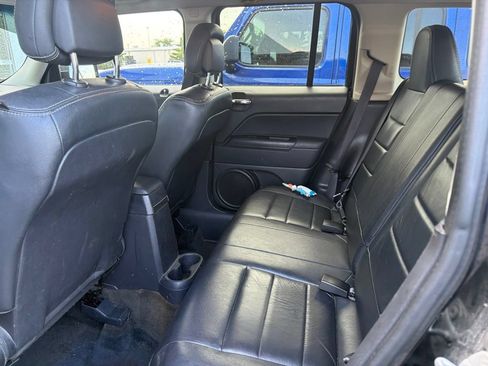 Used 2016 Jeep Patriot High Altitude AWD/4WD image 8