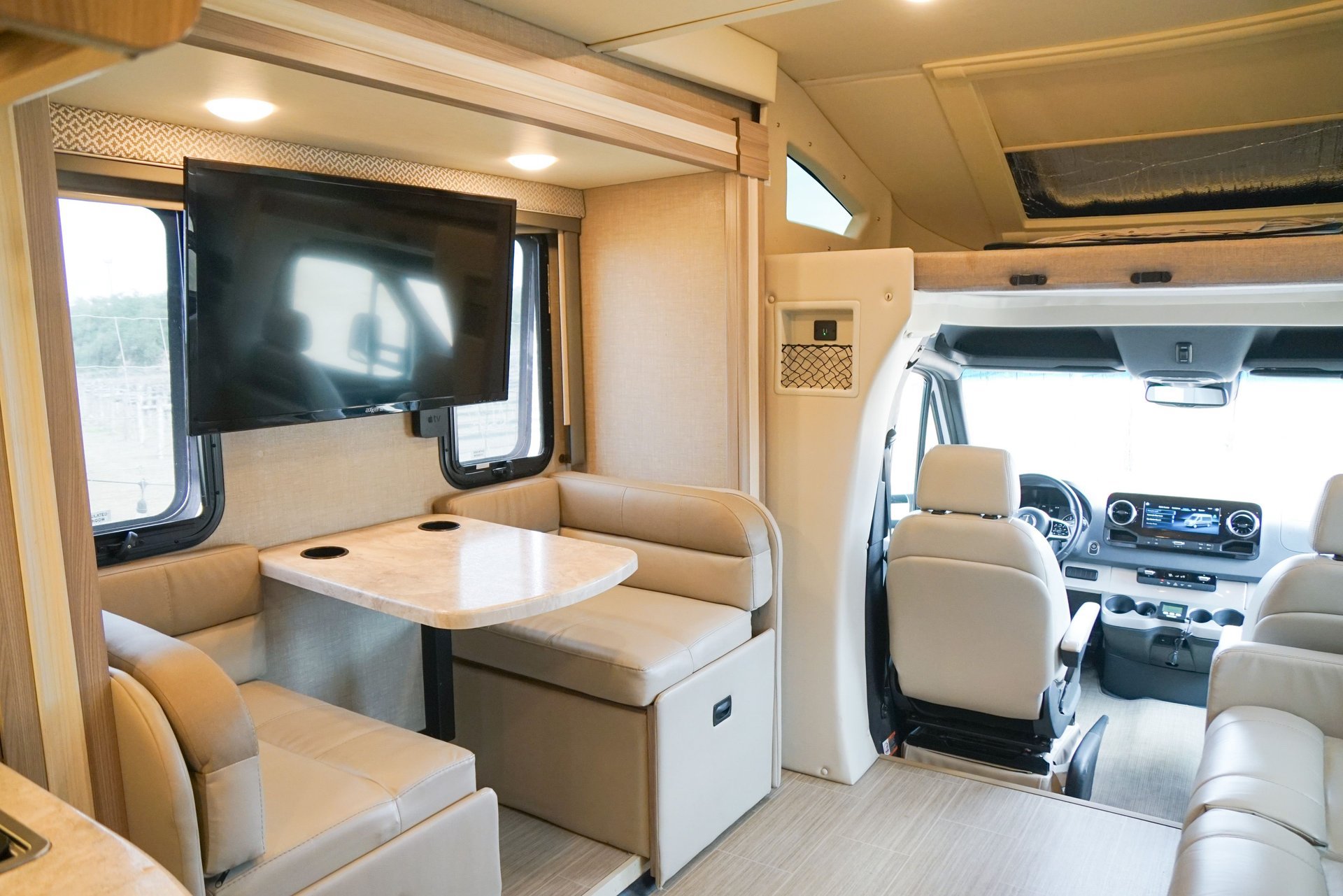 Used 2020 Mercedes-Benz Sprinter 3500 image 4