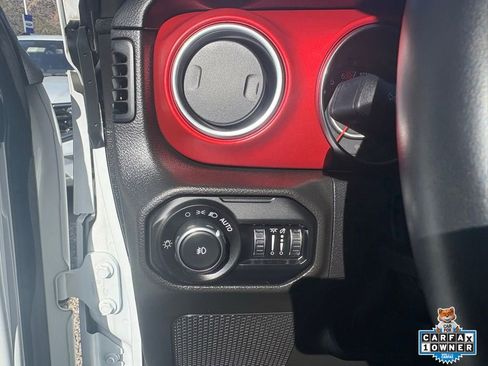 Used 2021 Jeep Wrangler Rubicon image 17
