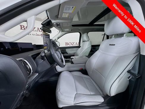 Certified 2025 Ford Expedition Platinum w/ Platinum Ultimate Package AWD/4WD image 26