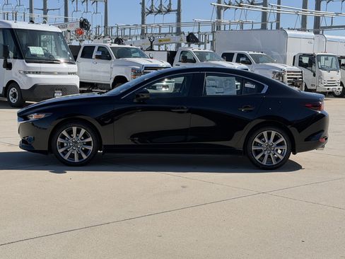 New 2026 MAZDA MAZDA3 2.5 S Sedan w/ Preferred Pkg FWD image 7