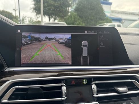 Used 2020 BMW X7 xDrive40i w/ Cold Weather Package image 41