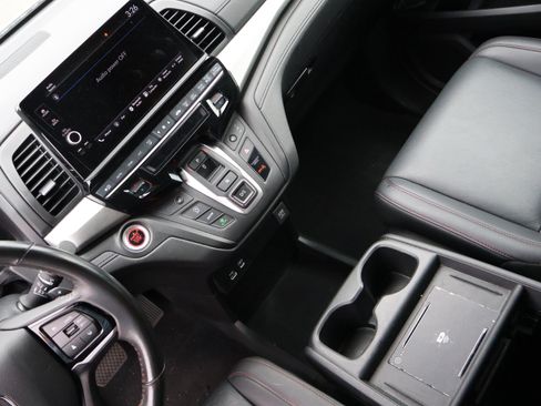 Used 2025 Honda Odyssey Sport-L image 28
