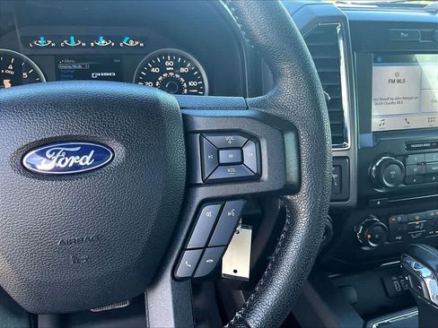 Used 2016 Ford F150 XLT w/ Equipment Group 302A Luxury AWD/4WD image 15