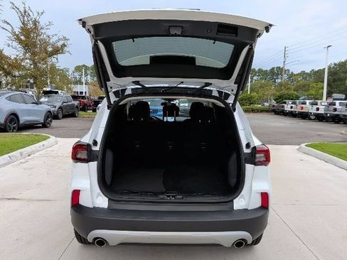 Certified 2024 Ford Escape Active AWD/4WD image 14