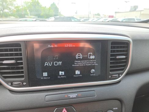 Used 2020 Kia Sportage S AWD/4WD image 9