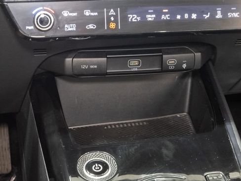 Used 2023 Kia Niro Wind FWD image 22