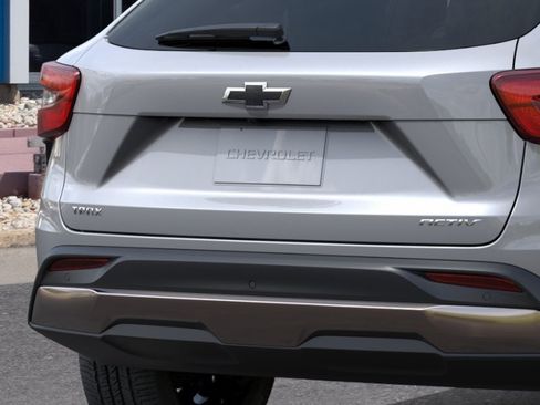 New 2026 Chevrolet Trax ACTIV w/ Sunroof Package image 14