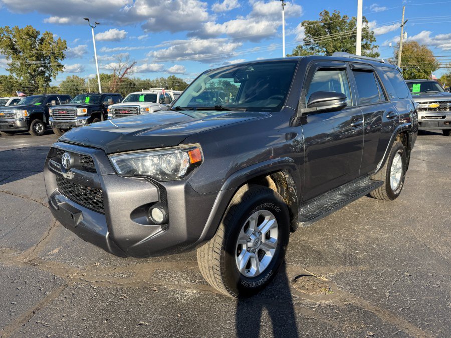 Used 2015 Toyota 4Runner 4WD image 1