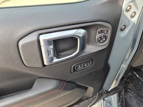 New 2026 Jeep Wrangler Unlimited Rubicon image 12