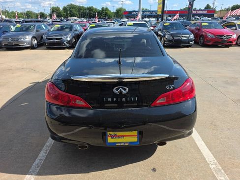 Used 2011 INFINITI G37 Convertible w/ Premium Pkg RWD image 6