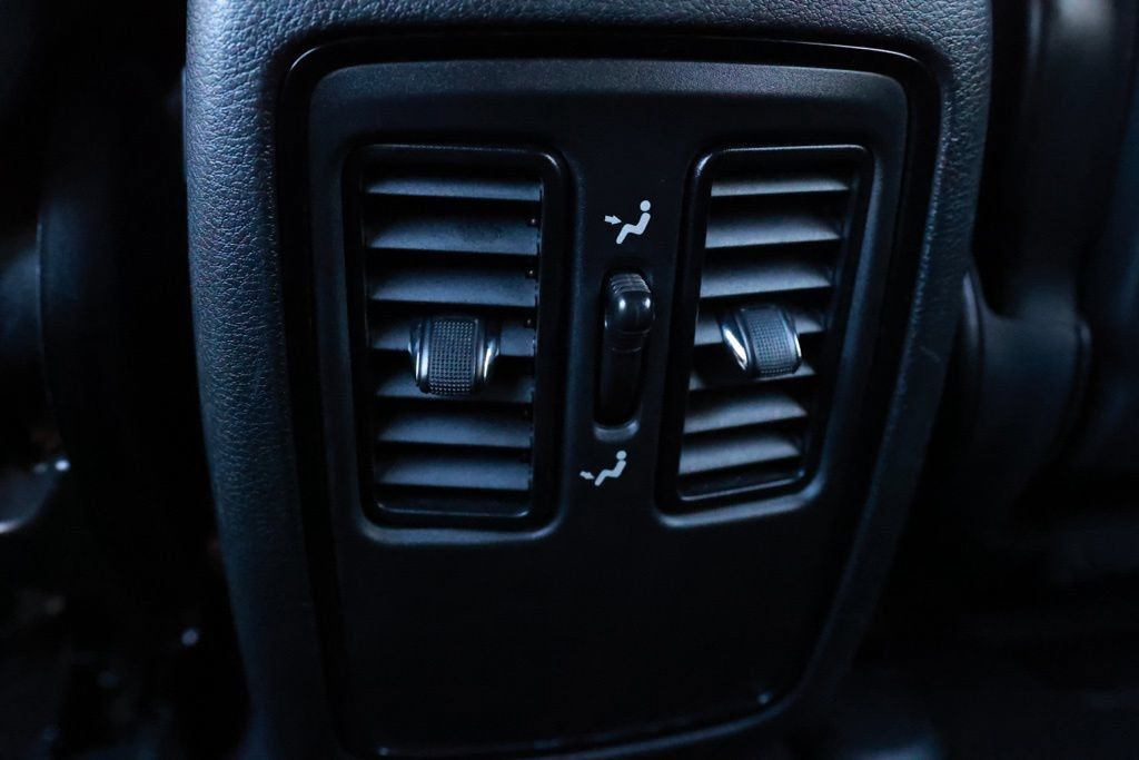 Used 2023 Dodge Durango GT RWD image 41