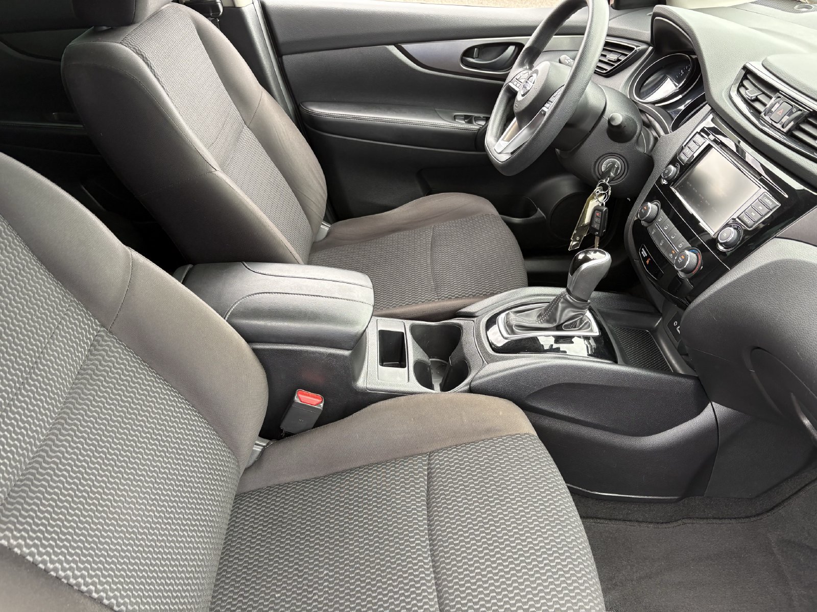 Used 2021 Nissan Rogue Sport S FWD image 13