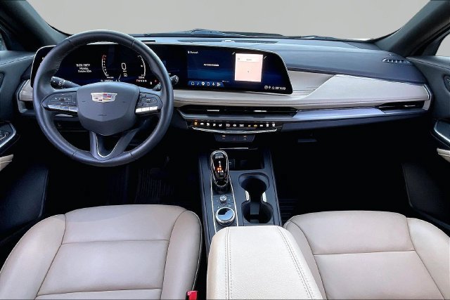 Certified 2024 Cadillac XT4 Premium Luxury FWD image 7