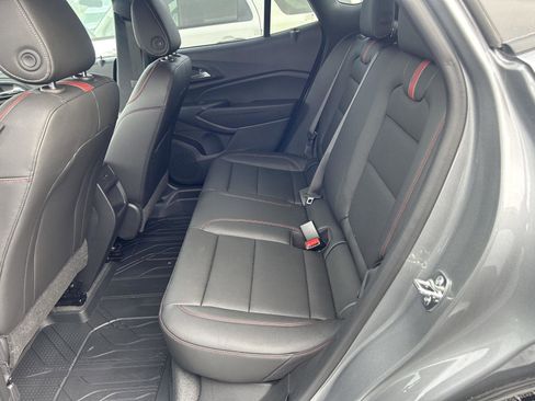 Used 2026 Chevrolet Trax RS w/ Driver Confidence Package image 7
