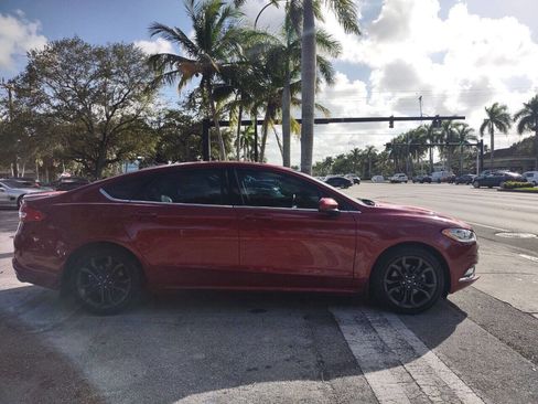 Used 2018 Ford Fusion SE w/ Equipment Group 201A image 12