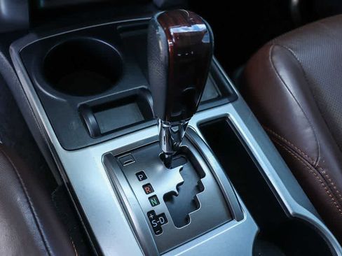 Used 2018 Toyota 4Runner Limited RWD image 19
