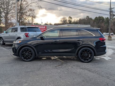 Used 2019 Kia Sorento S image 7