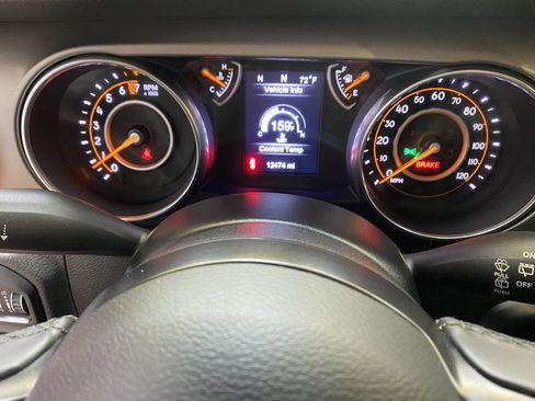 Used 2019 Jeep Wrangler Sport AWD/4WD image 34