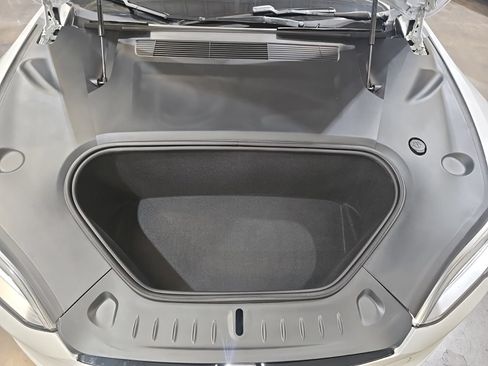 Used 2022 Tesla Model S AWD/4WD image 33