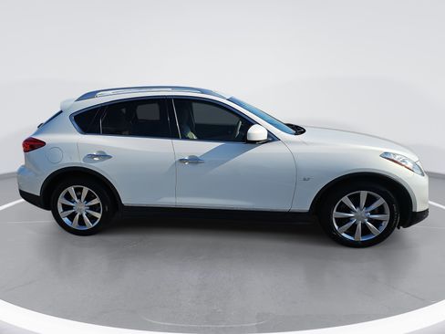 Used 2015 INFINITI QX50 Journey w/ Premium Package image 2