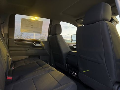 New 2025 GMC Sierra 2500 SLE w/ SLE Convenience Package image 7