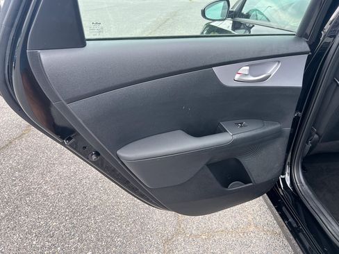 Used 2024 Kia Forte LXS FWD image 21