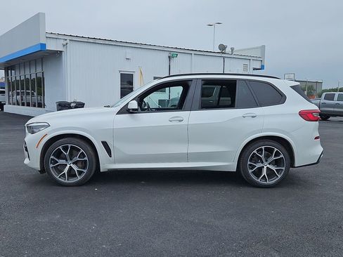 Used 2019 BMW X5 xDrive50i w/ M Sport Package AWD/4WD image 3