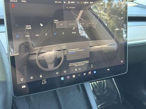 Used 2022 Tesla Model 3 image 17