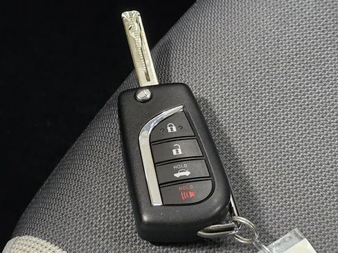 Used 2023 Toyota Corolla LE image 32