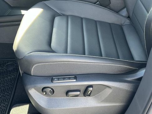New 2026 Volkswagen Atlas Cross Sport SEL R-Line AWD/4WD image 13