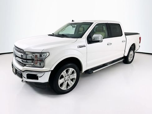 Used 2019 Ford F150 Lariat w/ Equipment Group 502A Luxury AWD/4WD image 3