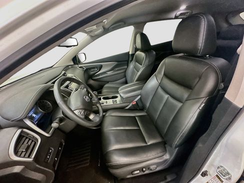 Used 2024 Nissan Murano SV w/ Cargo Package AWD/4WD image 13